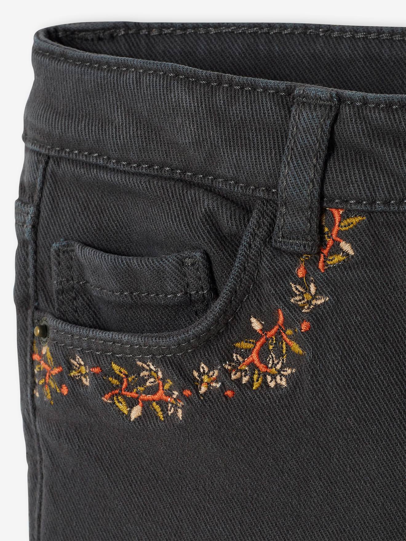 https://kids-avenue.com.ua/pages/gallery/6234/pantalon-flare-brode-aux-poches-fille (4).jpg